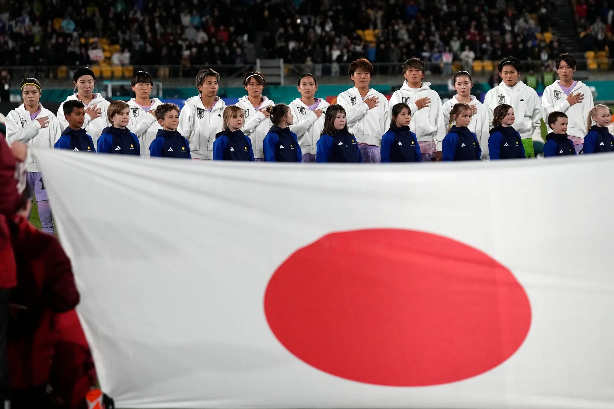 Японія зміцнює оборонну стратегію на тлі напруження в Азійсько-Тихоокеанському регіоні, розміщуючи ракети на острові Йонагуні